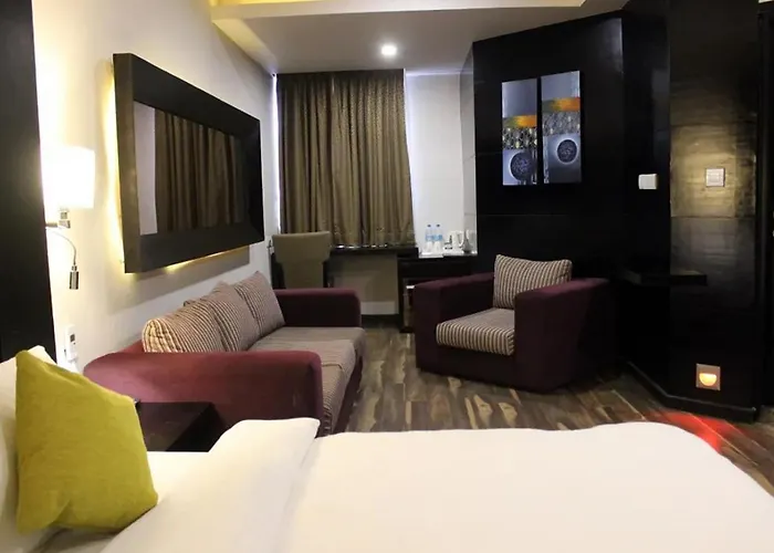 Hotel Mahabir Palace
