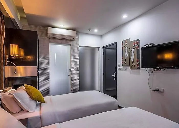 Hotel Mahabir Palace 4*