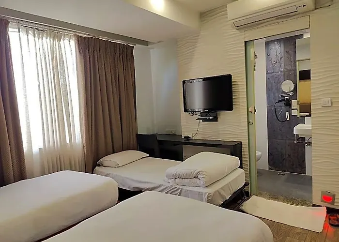 Mahabir Palace 4*